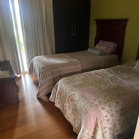 Casa 6 A Malibu 3Km Del Aeropuerto Podes Dejar Tu Auto Villa Allende Exteriér fotografie