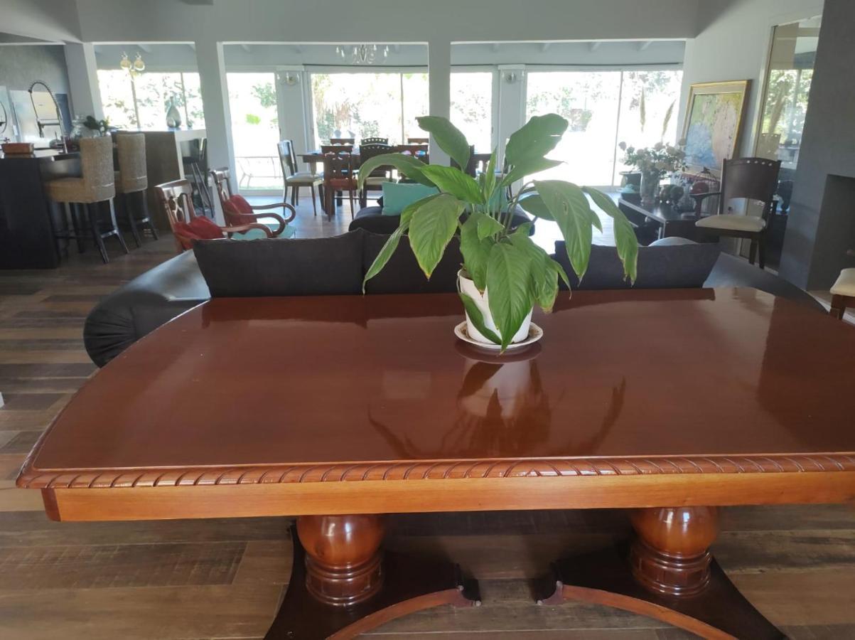 Casa 6 A Malibu 3Km Del Aeropuerto Podes Dejar Tu Auto Villa Allende Exteriér fotografie